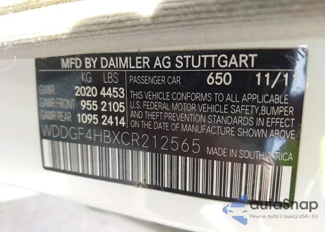 2012 Mercedes-Benz C 250 Sport z USA, uszkodzony, nr VIN WDDGF4HBXCR212565